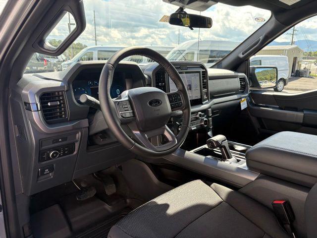new 2025 Ford F-150 car, priced at $54,101