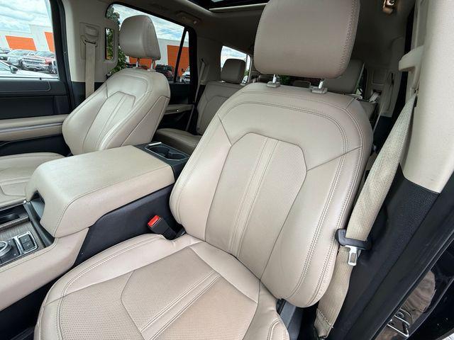 used 2024 Ford Expedition car, priced at $50,918