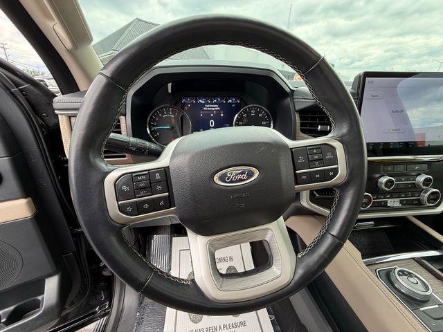 used 2024 Ford Expedition car, priced at $50,918