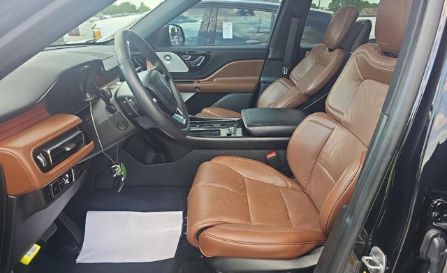 used 2023 Lincoln Aviator car, priced at $52,329