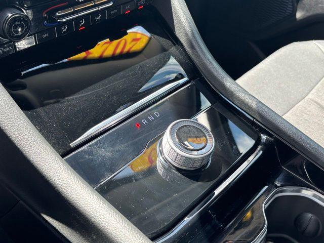 used 2023 Jeep Grand Cherokee car, priced at $30,266