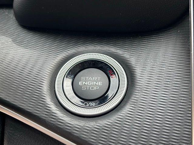 used 2023 Jeep Grand Cherokee car, priced at $30,623