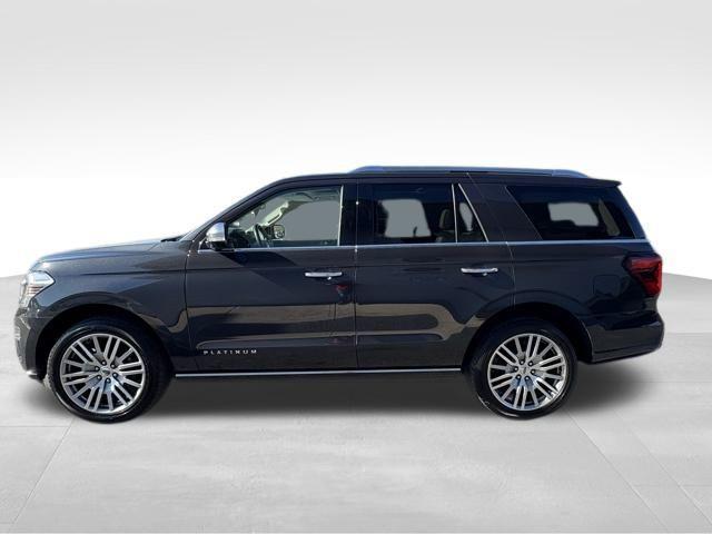 used 2022 Ford Expedition car, priced at $55,552