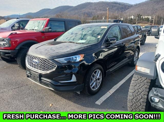 used 2024 Ford Edge car, priced at $25,998