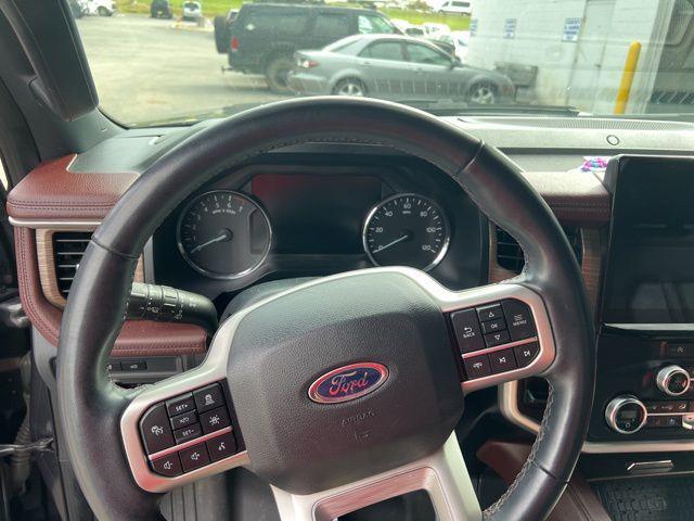 used 2024 Ford Expedition car, priced at $51,859
