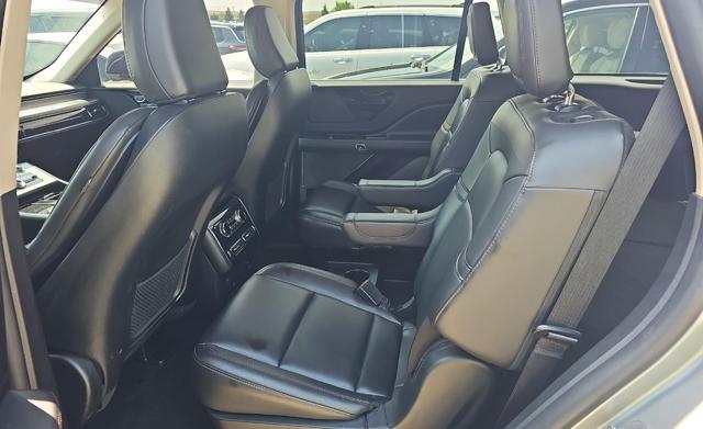 used 2022 Lincoln Aviator car, priced at $38,464
