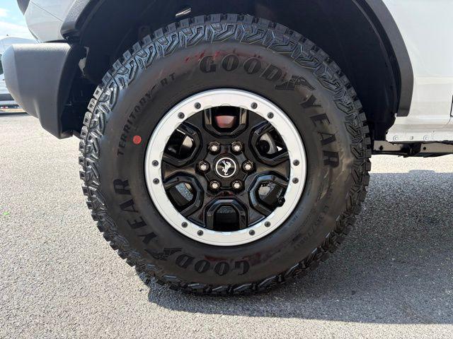 new 2025 Ford Bronco car, priced at $48,938