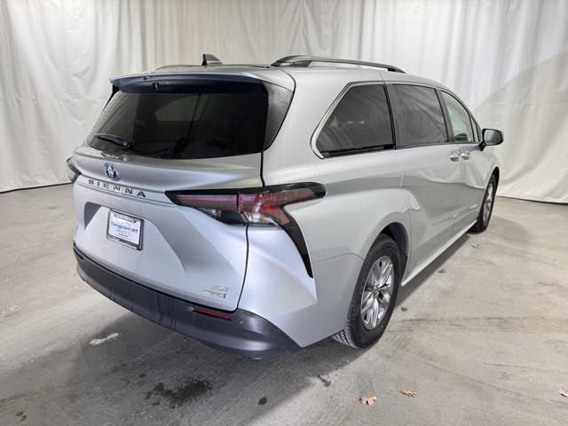 used 2023 Toyota Sienna car, priced at $41,599