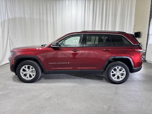 used 2023 Jeep Grand Cherokee car, priced at $33,699