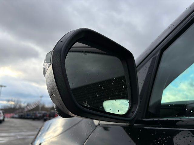 used 2024 GMC Acadia car, priced at $43,652