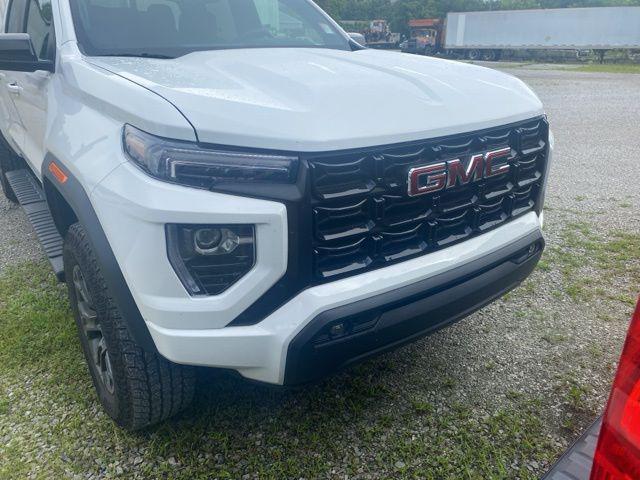used 2024 GMC Canyon car, priced at $40,998