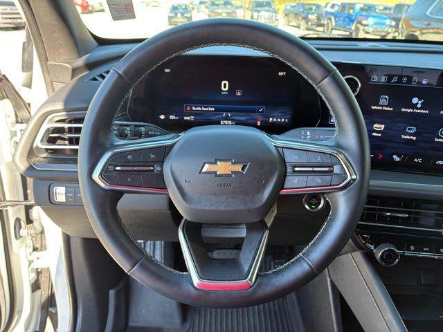 used 2024 Chevrolet Traverse car, priced at $32,988