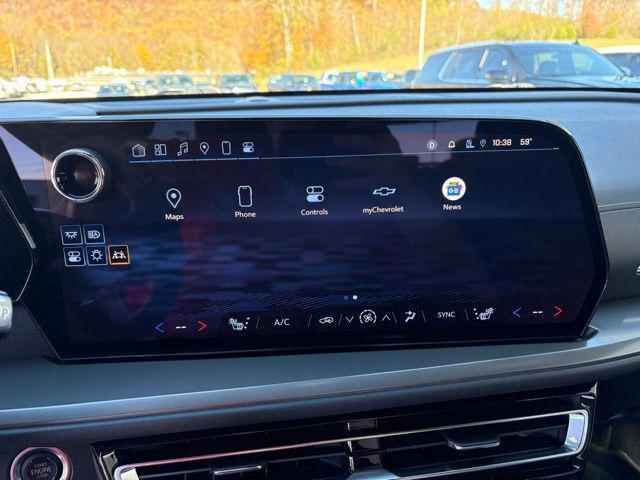 used 2024 Chevrolet Traverse car, priced at $32,988