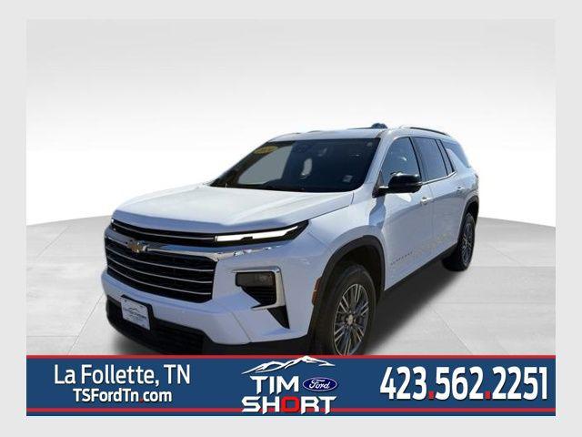 used 2024 Chevrolet Traverse car, priced at $32,988