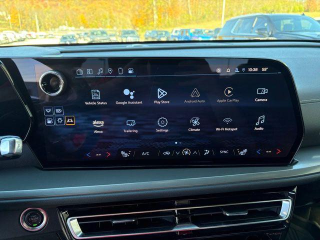 used 2024 Chevrolet Traverse car, priced at $32,988