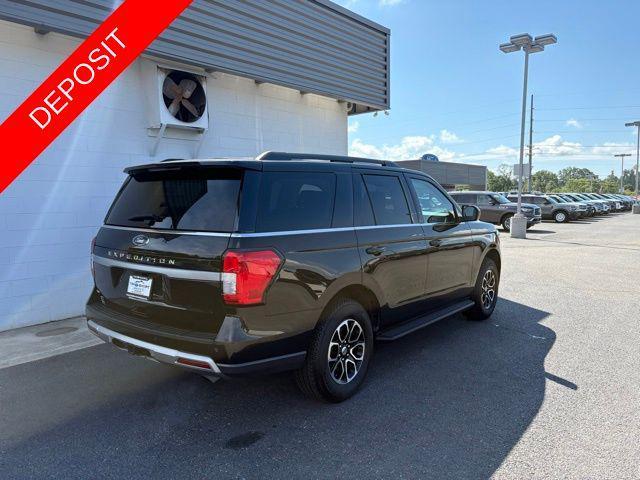 used 2024 Ford Expedition car, priced at $49,988