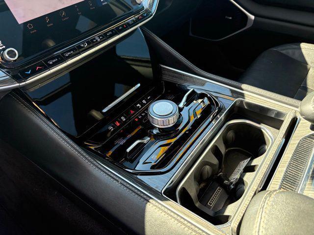 used 2022 Jeep Wagoneer car, priced at $43,712