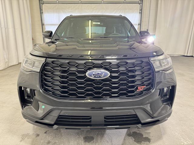 new 2025 Ford Explorer car