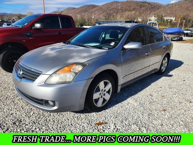 used 2007 Nissan Altima car, priced at $3,995