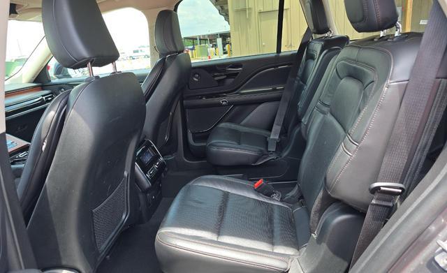 used 2023 Lincoln Aviator car, priced at $51,998