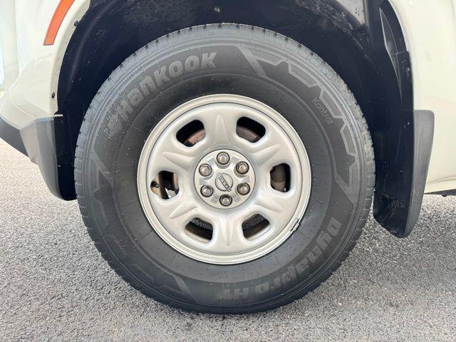 used 2022 Nissan Frontier car, priced at $27,998