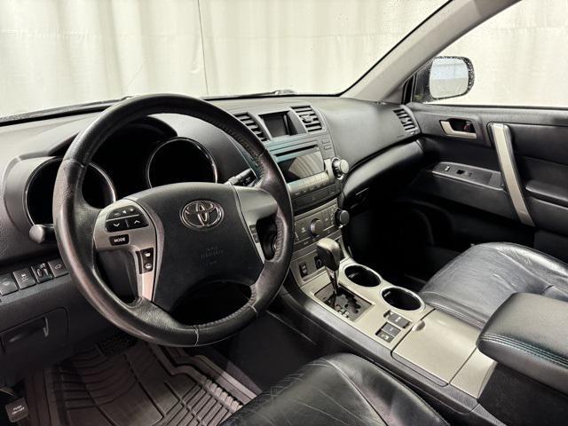 used 2012 Toyota Highlander car, priced at $13,875