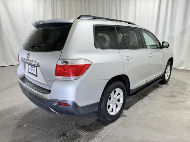 used 2012 Toyota Highlander car, priced at $13,875