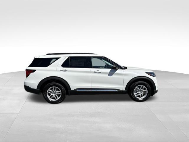 new 2025 Ford Explorer car, priced at $39,246