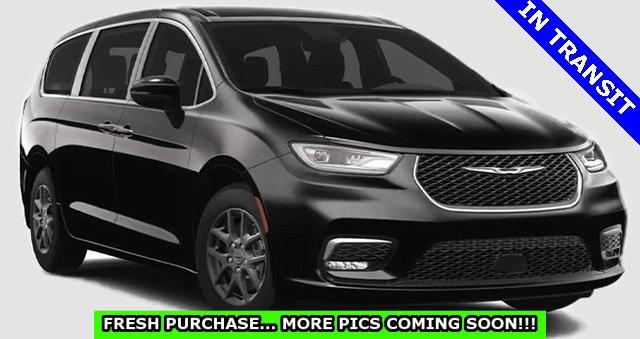 used 2023 Chrysler Pacifica car, priced at $24,519