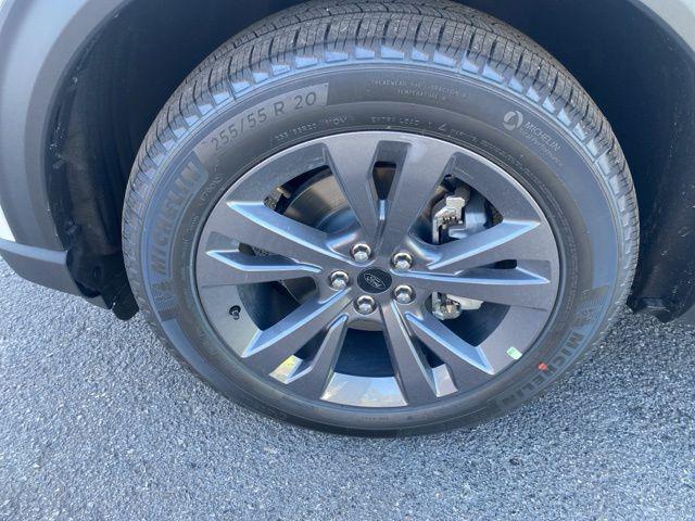 new 2025 Ford Explorer car, priced at $51,710