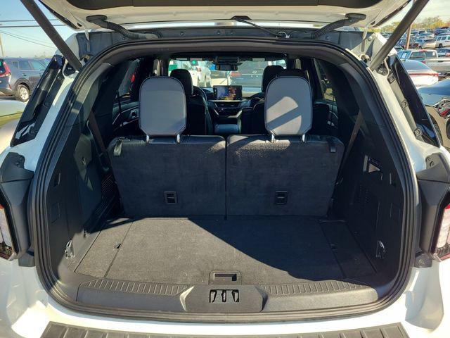 used 2025 Ford Explorer car, priced at $49,997
