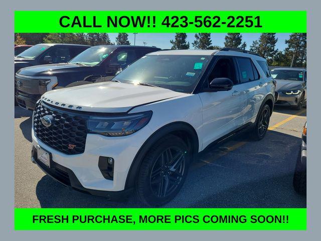 used 2025 Ford Explorer car, priced at $47,507