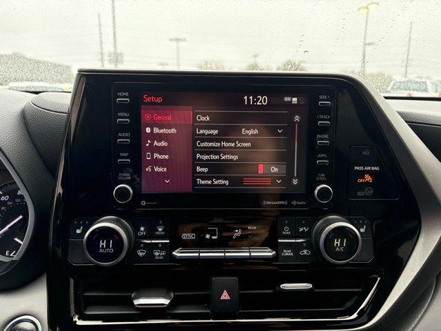 used 2020 Toyota Highlander car, priced at $27,868