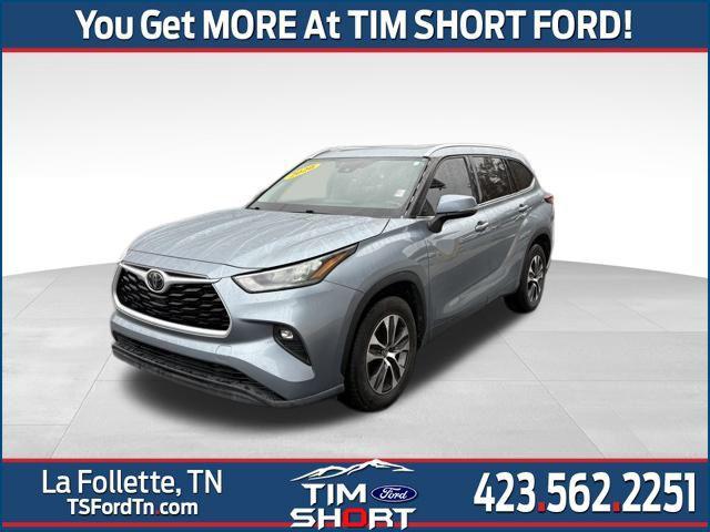 used 2020 Toyota Highlander car, priced at $27,868