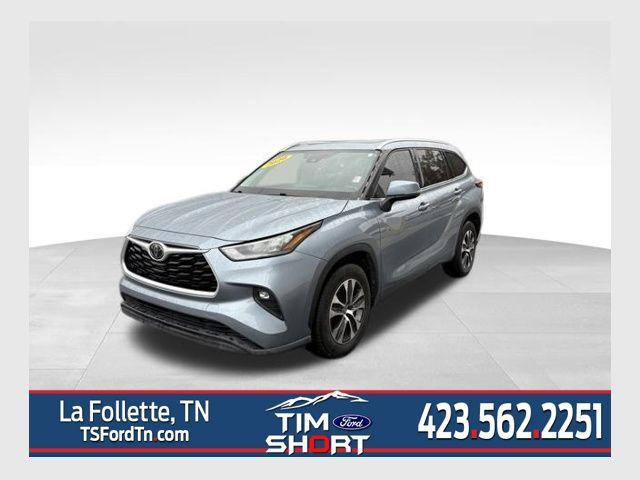 used 2020 Toyota Highlander car, priced at $27,868
