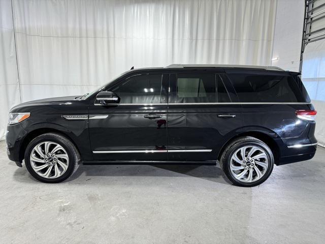 used 2023 Lincoln Navigator car, priced at $52,753