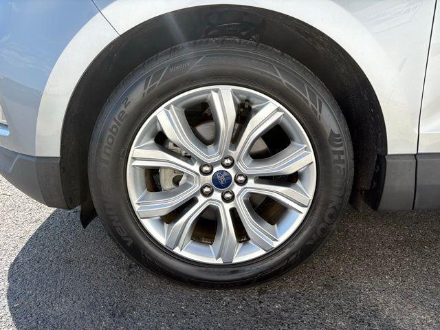 used 2020 Ford Edge car, priced at $17,226