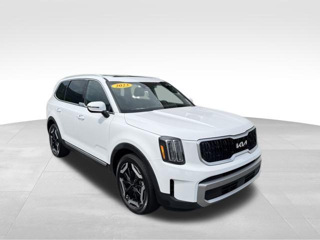 used 2023 Kia Telluride car, priced at $33,998