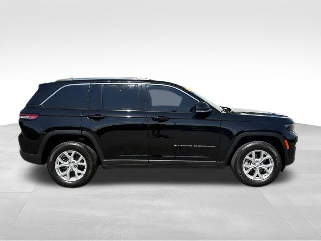 used 2023 Jeep Grand Cherokee car, priced at $30,610