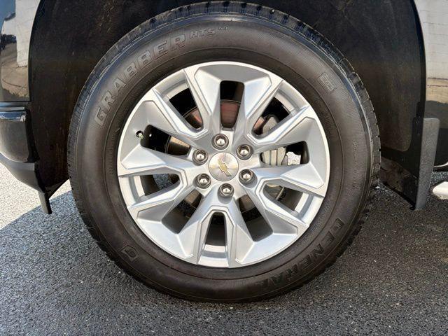 used 2021 Chevrolet Silverado 1500 car, priced at $31,995