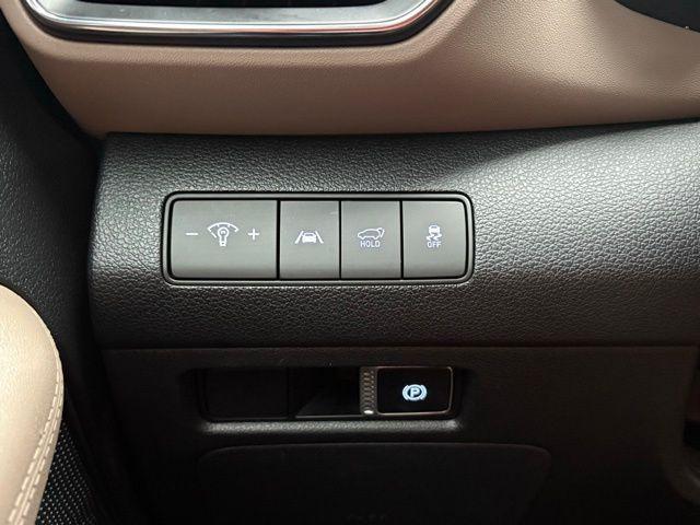 used 2023 Hyundai Santa Fe car, priced at $20,624
