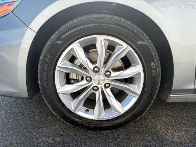used 2023 Chevrolet Malibu car, priced at $17,998