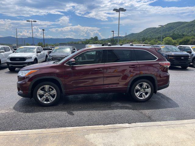 used 2015 Toyota Highlander car, priced at $18,445