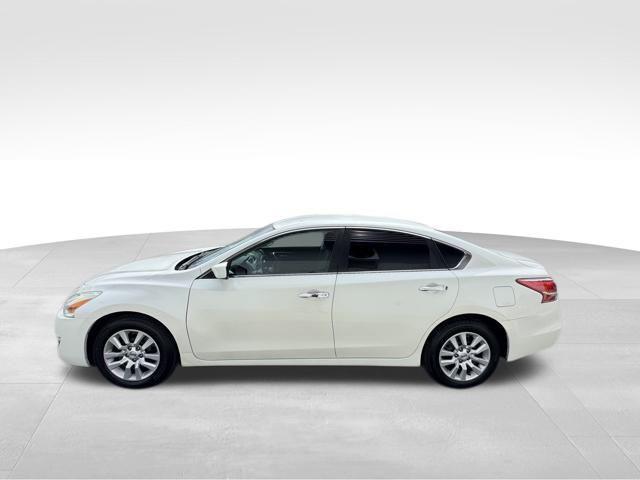 used 2013 Nissan Altima car, priced at $8,995