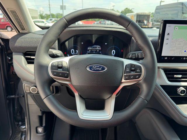 new 2025 Ford Explorer car, priced at $39,975
