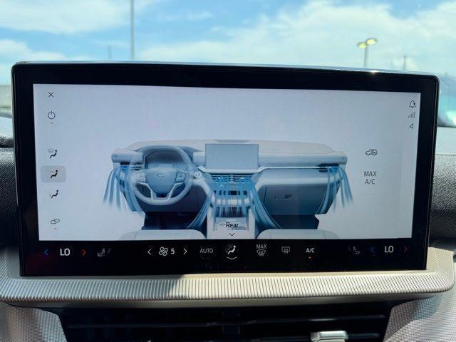 new 2025 Ford Explorer car, priced at $39,975