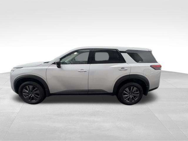 used 2024 Nissan Pathfinder car, priced at $29,500