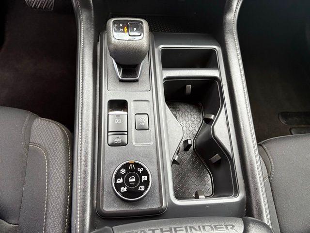 used 2024 Nissan Pathfinder car, priced at $29,500