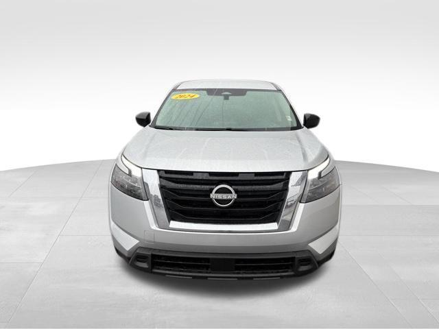 used 2024 Nissan Pathfinder car, priced at $29,500