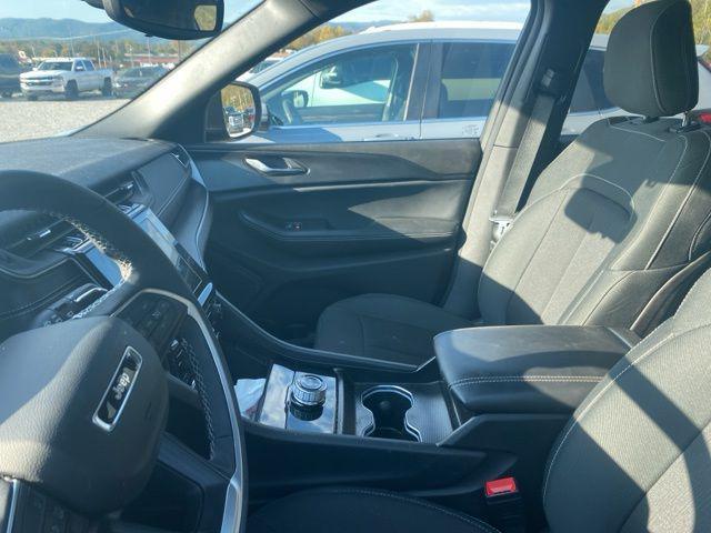 used 2024 Jeep Grand Cherokee L car, priced at $34,491